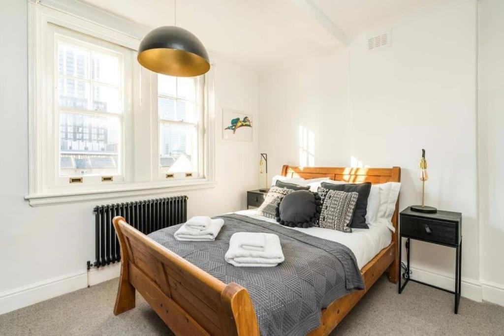 3 X Bedroom Riverside Flat With Hot Tub On Roof Terrace Appartamento Londra