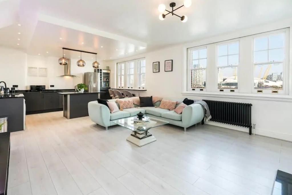 3 X Bedroom Riverside Flat With Hot Tub On Roof Terrace Appartamento Londra